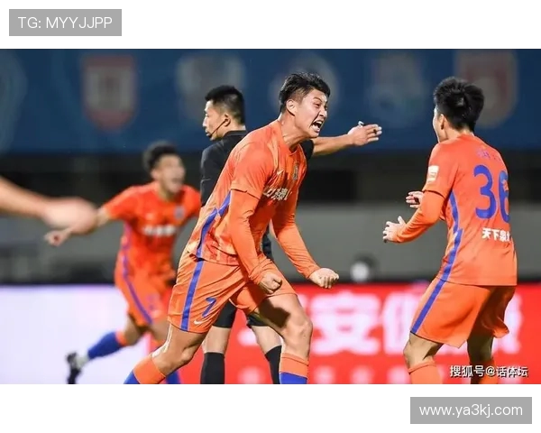 苏超不败战神南通队:剑指冠军的青训劲旅 苏超不败战神南通队:剑指冠军的青训劲旅